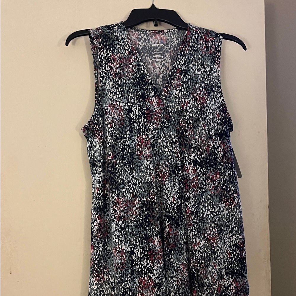 Croft & Barrow Black and Red Sleeveless Blouse